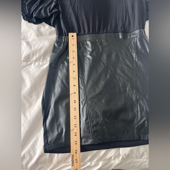 NWT. Bebe T-Shirt Dress - Picture 6 of 8